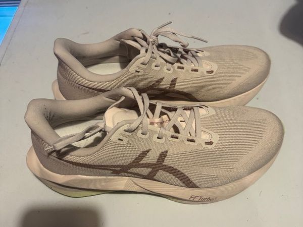 Asics Novablast 6 - Main image