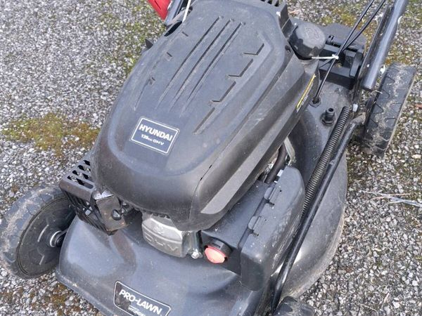 Hyundai lawnmower - Main image