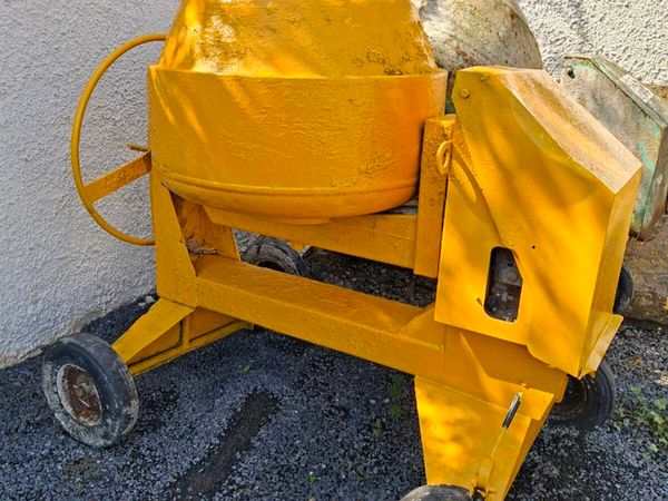 Cement mixer - Main image