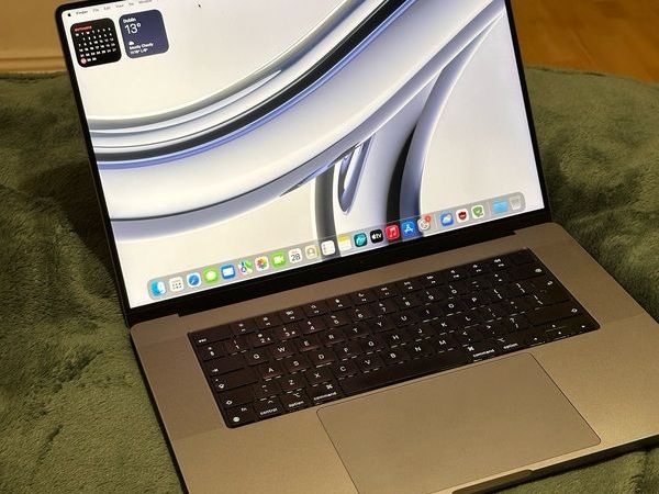 Macbook Pro 16 M1 Pro 32gb Ram 1tb Ssd 2021 - Main image