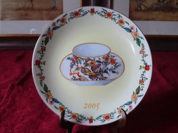 Minton Limited Edition Bone China Collectors Plate - Main image