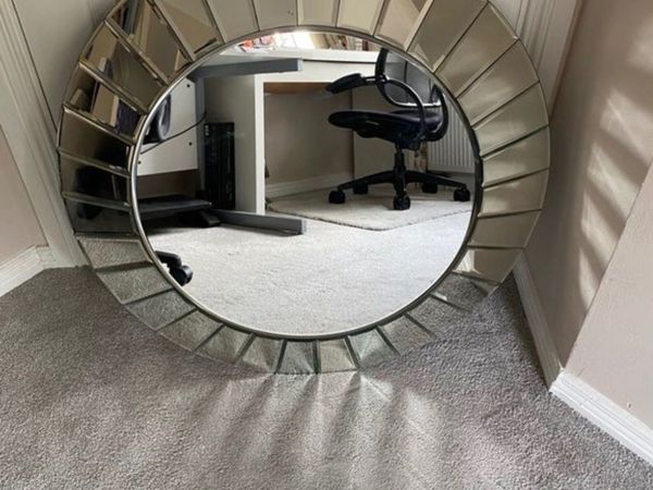 Mirror - Main image
