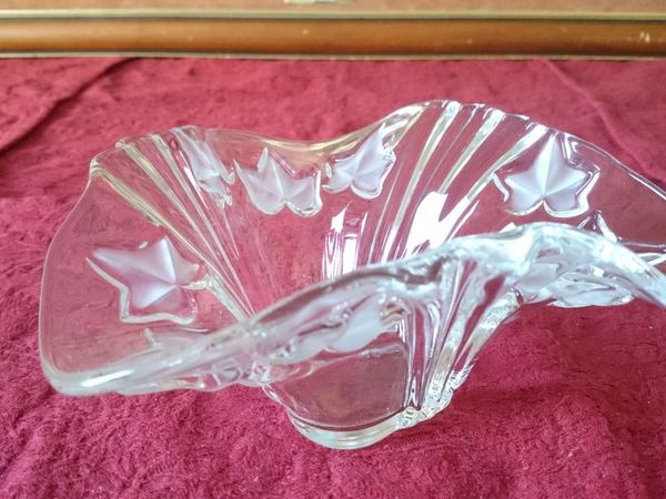 Art Deco 8 Inches Wide Centerpiece Glass Bowl - Main image