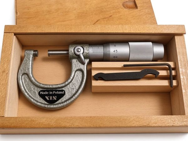 Vintage USSR Micrometer MK 0-25mm (0.01mm) - Main image