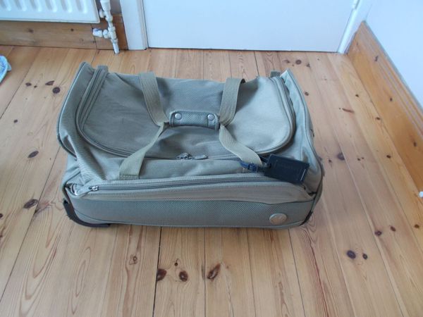 Two-wheeled Luggage Suitcase - Main image