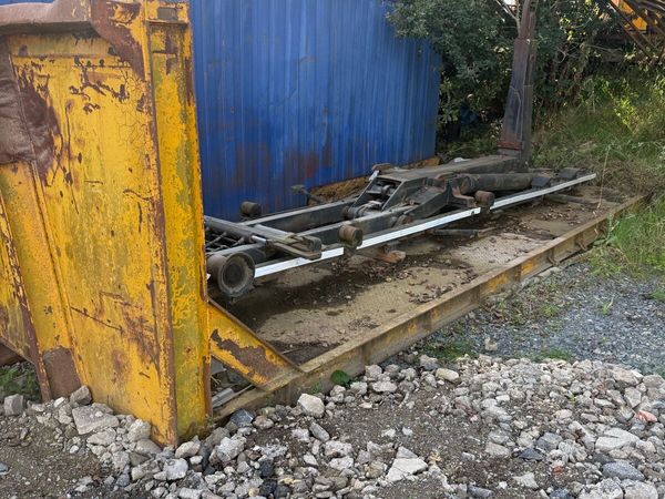Hook Loader Body and flat bed - Main image