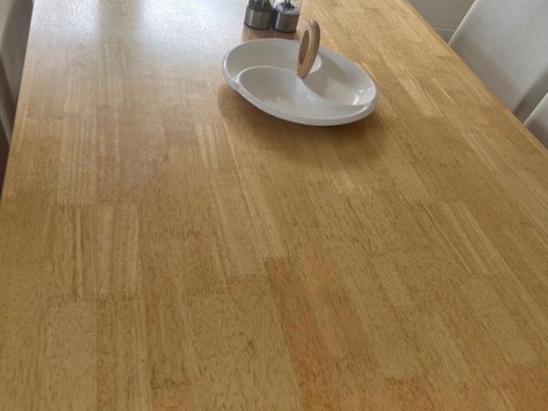 Dining table - Main image