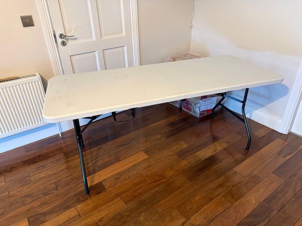 Folding Table - Main image
