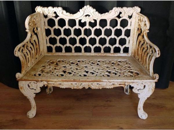 Bench – Cast Iron Horse Shoe – Medium – D542 - Main image