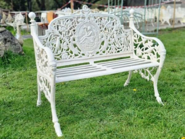 Bench – Cast Iron Lady – Small – H30 - Main image