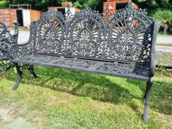 Bench Cast Iron Crown Large Black CH R 714 B - Main image