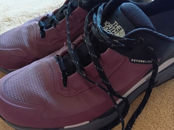 Ladies northface shoes - Main image