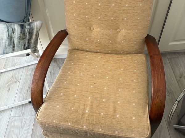 3peice suite 2 armchairs FREE TO COLLECT - Main image