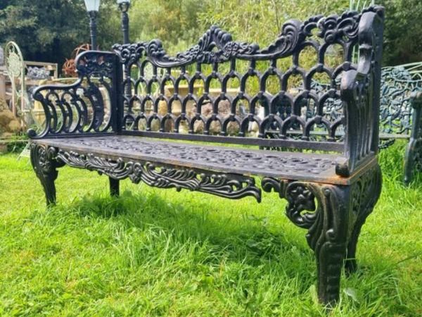 Bench Cast Iron Horse Shoe Large Black CH-R-742-B - Main image