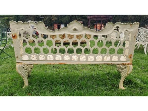 Bench Cast Iron Horse Shoe Large White CH-R-742-W - Main image