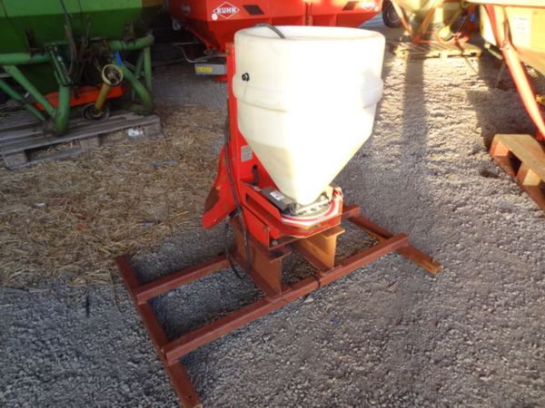 Stocks Disc Seeder Spinner Broadcaster Slug Pellet - Main image