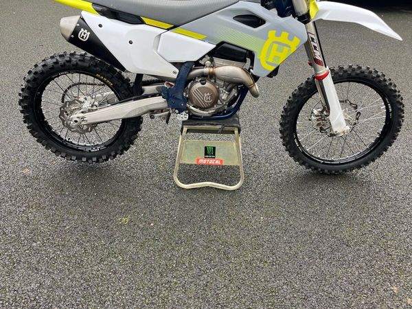 2024 Husqvarna FC 250 - Main image