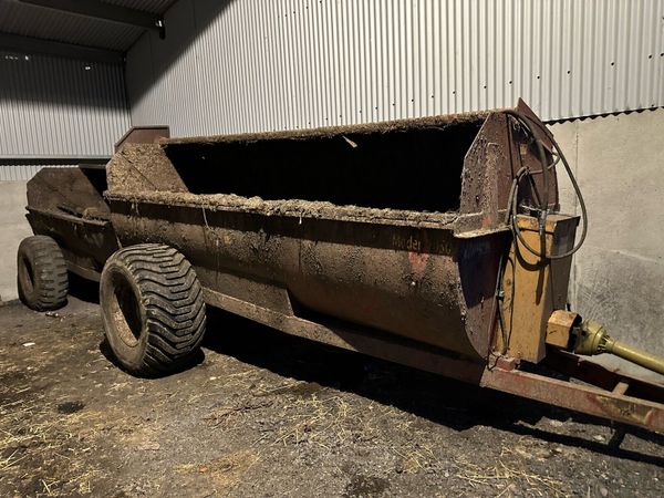 Muck spreader - Main image