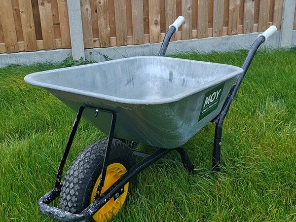 Wheelbarrow - Main image