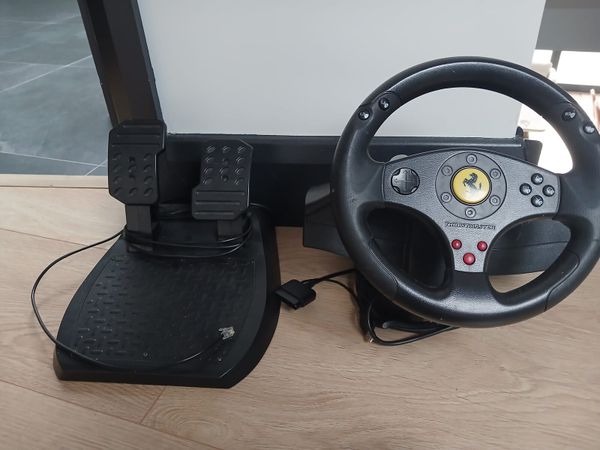 PS3 Thrustmaster Ferrari racing wheel & pedal set - Main image