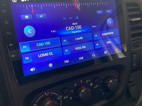 Android radio for Renault Trafic Opel Vivaro - Main image