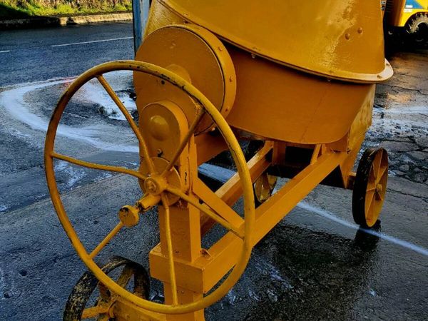 Benford cement mixer - Main image