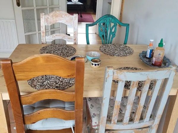 Kitchen table - Main image
