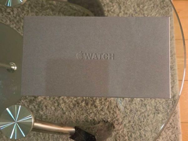 Apple Watch Ultra 4 2026 IRISH - Main image