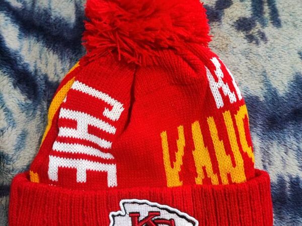 New NFL BEANIE HATS (ASSORTED TEAMS) - Main image