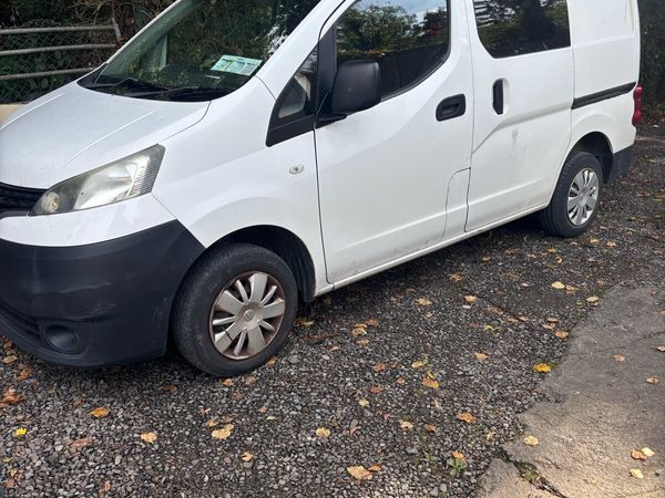2015 Nissan NV200 - Main image