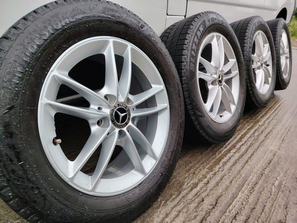 Mercedes alloy wheels - Main image