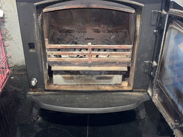 10.6kw Mulberry Stove + Chimney - Main image