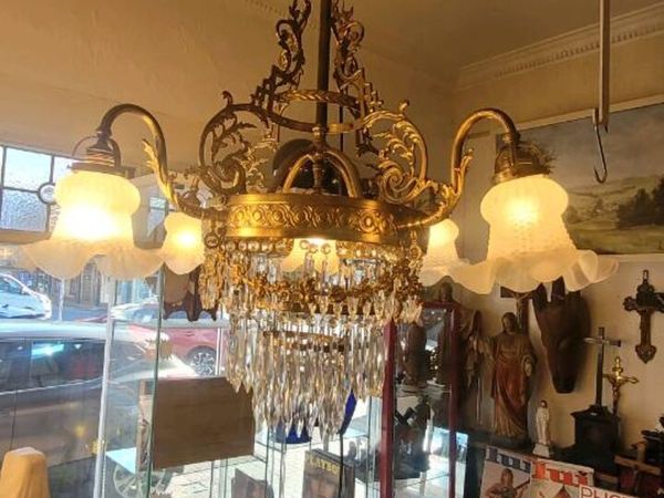 Victorian large chandalier - Main image