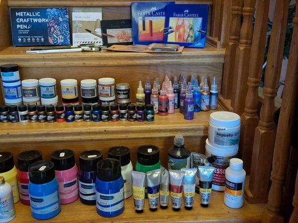 Art supplies - Main image