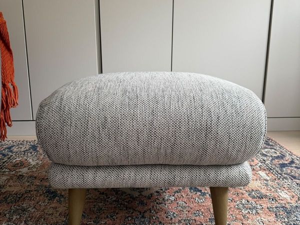 EZ Living Footstool / Pouffe – 60 × 60 cm - Main image