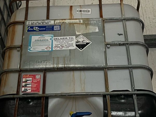 5x 1000 Litre IBC Tanks - €70 - Main image