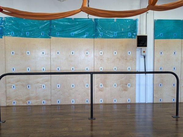 Ballet/Pilates/Barre bars (barre) - Main image