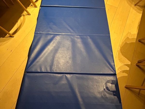Sure shot gymnastics 4ft x 8ft folding crash matt - Main image