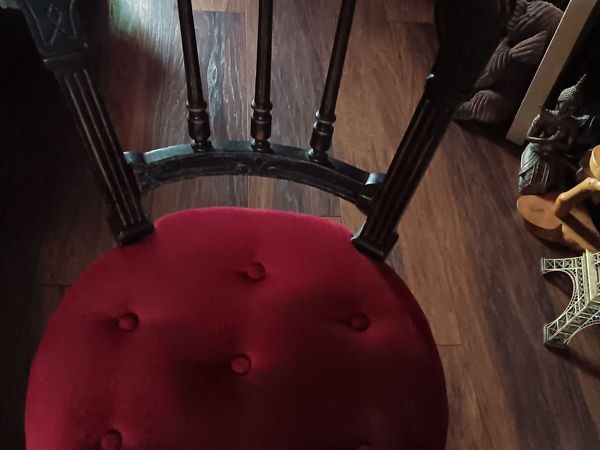 Antique chair - Main image