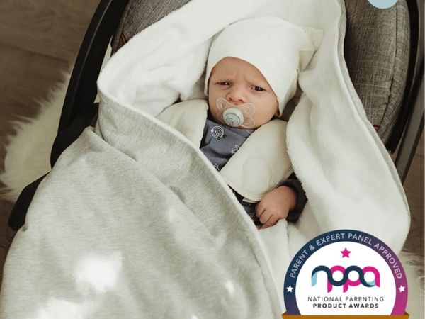 Green Lil & Izzy Car Seat Blanket - Main image