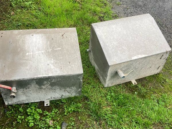 2 100 litre wash troughs - Main image