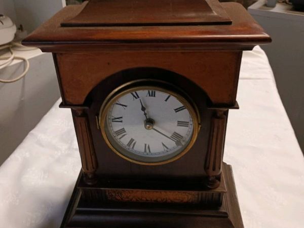 Mantle Clock - Main image