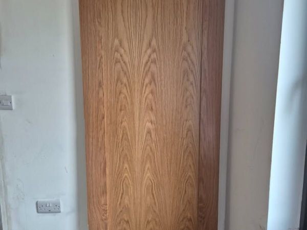 Deanta NM5 Oak shaker Door - Main image