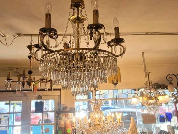 French crystal chandalier - Main image