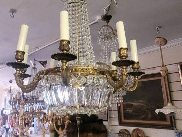 French crystal chandalier - Main image