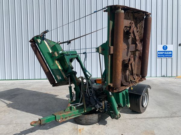 UNRESERVED 2006 MAJOR TDR16000 BAT WING ROLLER MOW - Main image