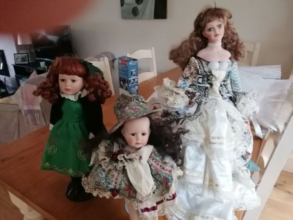 Dolls - Main image