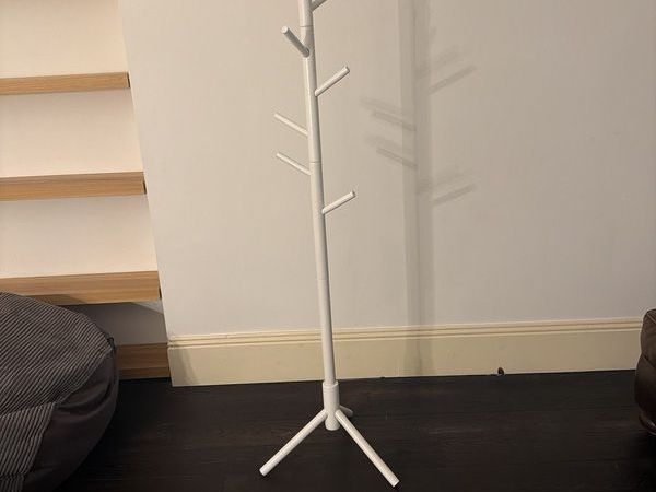 Free Coatrack - Main image