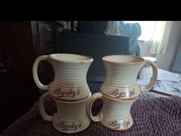 Vintage Bewleys mugs - Main image