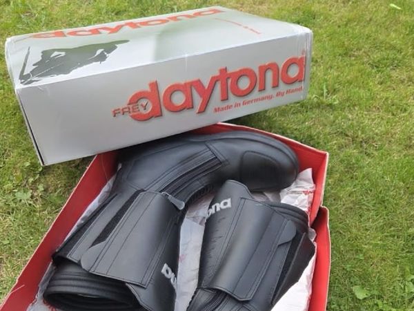 Motorcycle boots - Main image